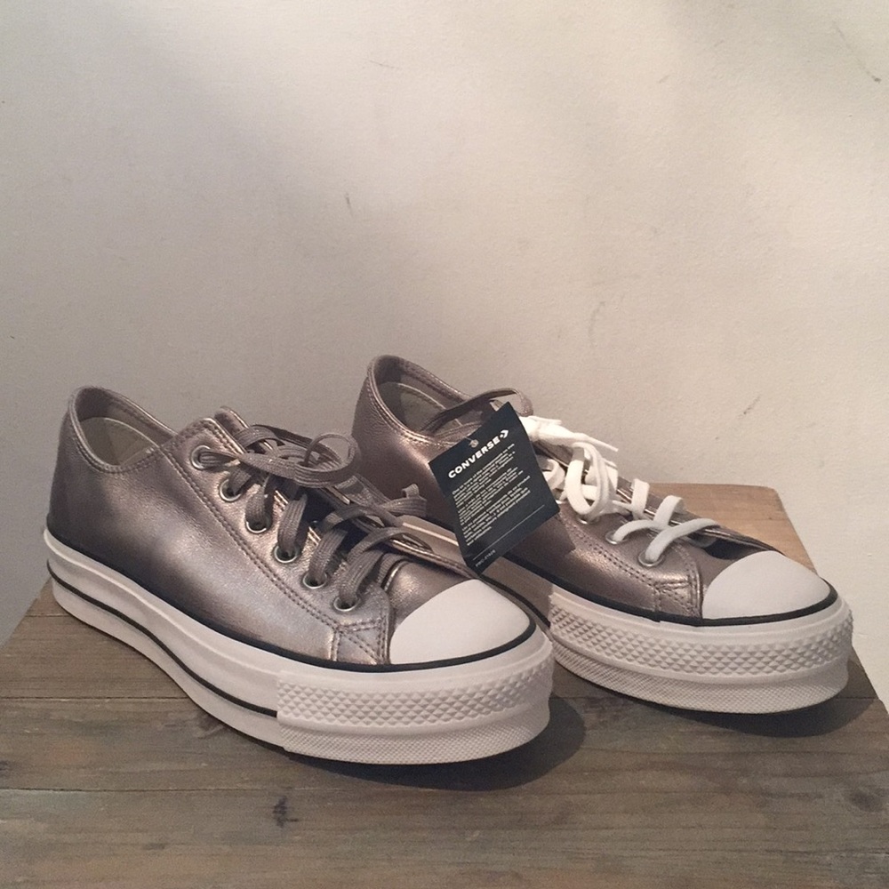 Gold/Black/White platform Converse
